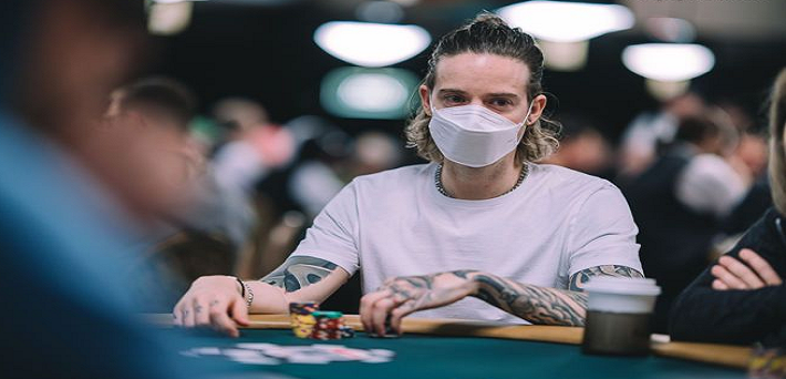 Marc Goone Busts Player in WSOP Main Event After Only 15 Minutes of Play!