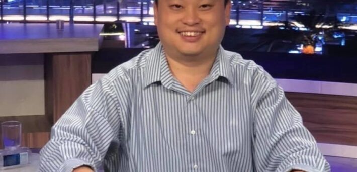 American Idol contestant and poker player William Hung loses everything due to gambling addiction (1)